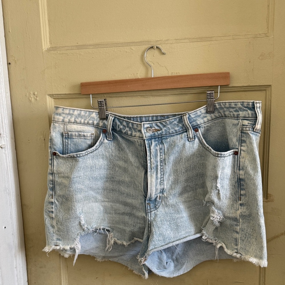 Old Navy Light Blue Distressed Jean Shorts